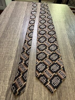 Geometric Pattern Men's Necktie in Black and Brown